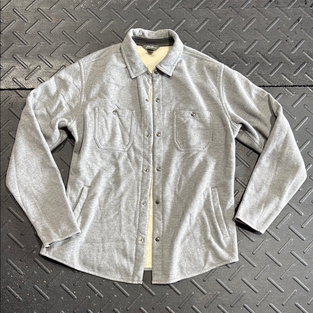 Men’s Gray Button-Up Shirt Jacket